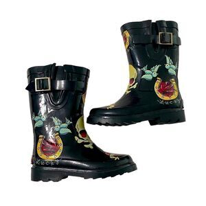 Skull Rain Boots Rock & Roll Roses Lucky  Boots Chooka Black Unisex Kids Size 10
